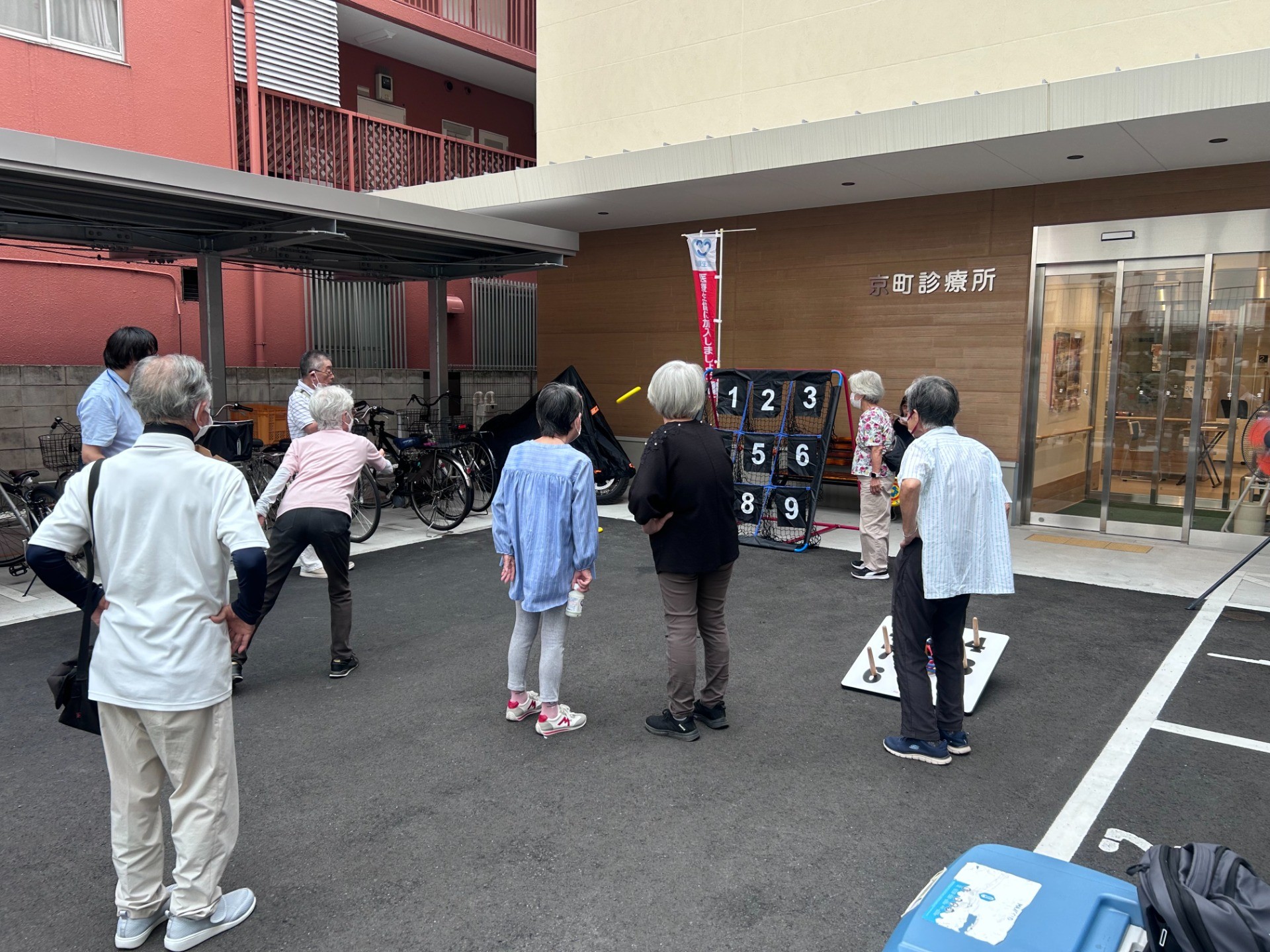 ニューサンサン運動　第8回けんこう市を開催